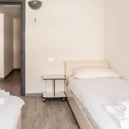 Dom wakacyjny Casa Balbianella - By Lovecomo *