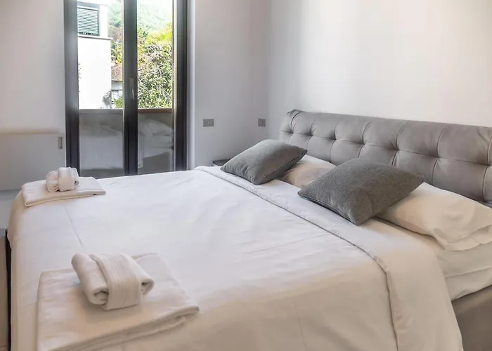 Casa Balbianella - By Lovecomo * Lenno